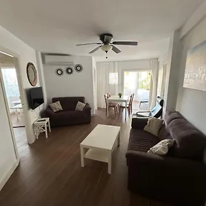 Apartamento Precioso Junto A Playa Y Con Piscina., Málaga